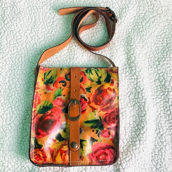 Patricia Nash Handbags - COPY - Patricia Nash Lari Crossbody Leather Flower Bag